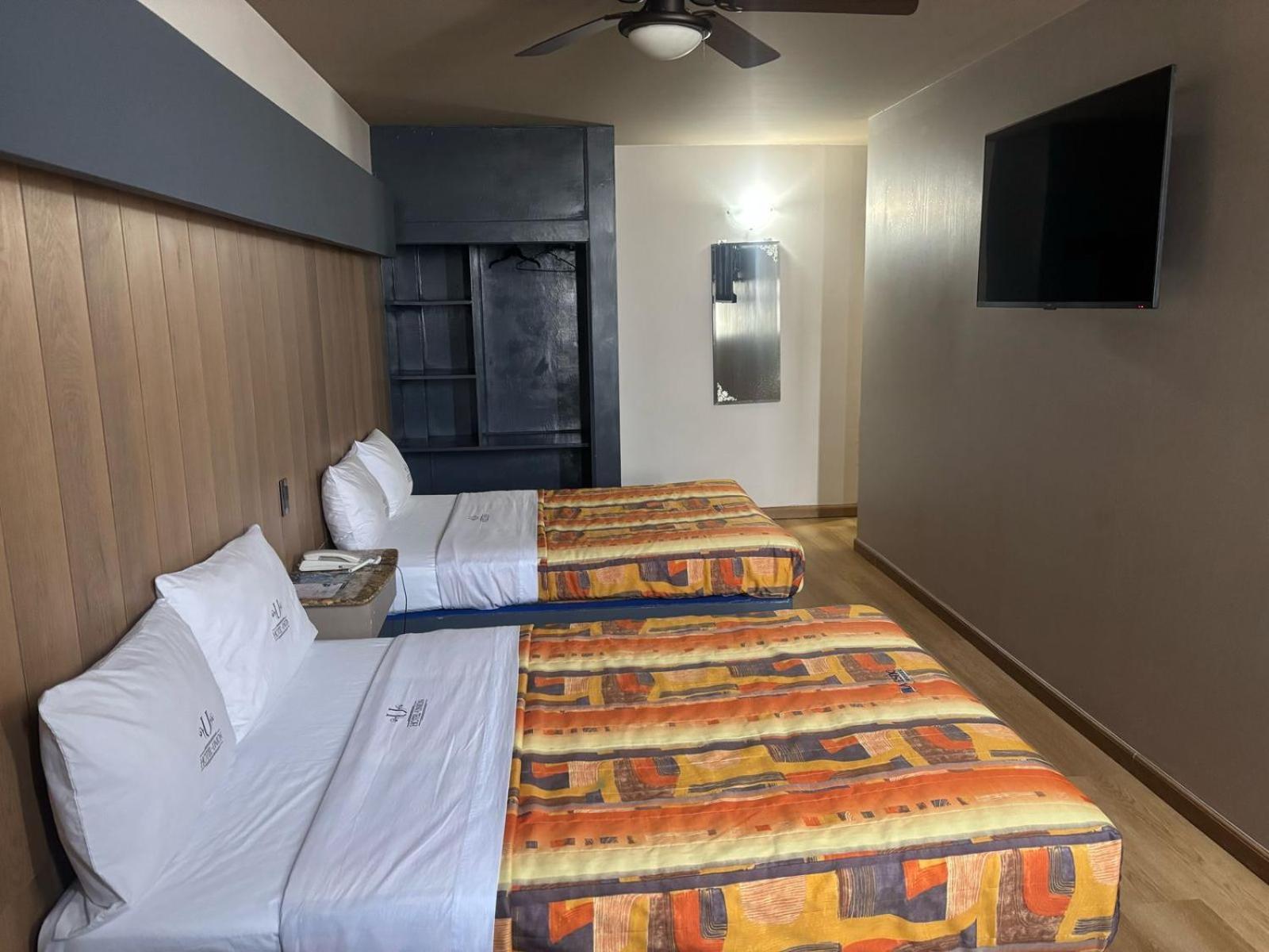 Hotel Union Гуадалахара Екстериор снимка
